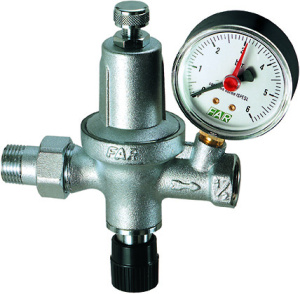 Редуктор автоматический 1/2", с манометром, 0-6 бар, FAR