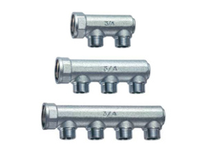 Коллектор концевой 3/4"ВР с 2 отвод. 1/2"НР, межосев.36мм