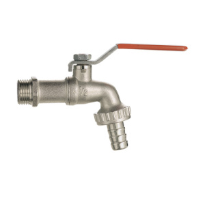 Кран поливочный с насадкой для шланга 3/4"