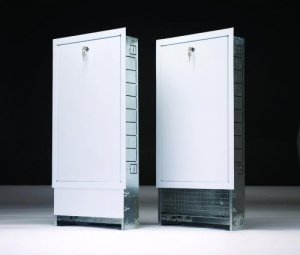 Шкаф встроенный универс. с внутренней дверцей и белым цоколем 670-760 x492