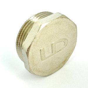 Пробка (в трубу) LD Pride DN32 (1 1/4") НР латунь никель